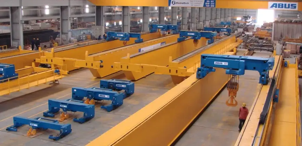 warehouse emech dengan set produk overhead crane & Hois Crane